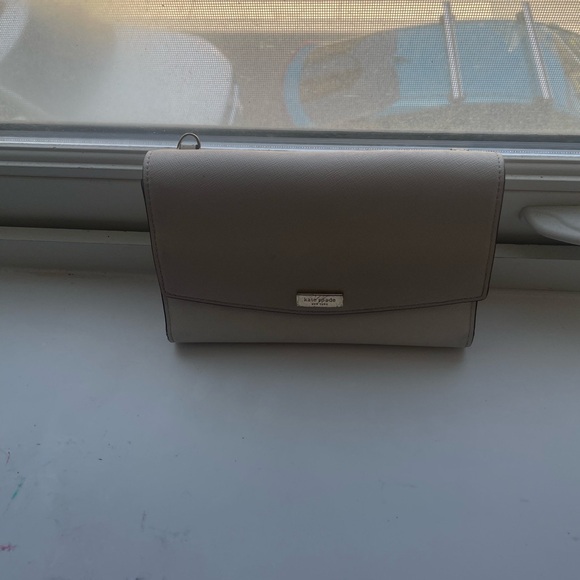 KATE SPADE- Clutch with cross body strap- - Picture 3 of 6